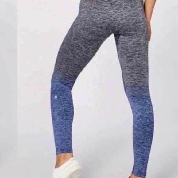 Lululemon gray and blue ombré spacedye leggings in a size 4. - Picture 2 of 6